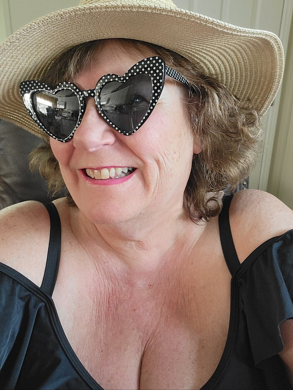 torrid Black Heart-Shaped Polka Dot Sunglasses